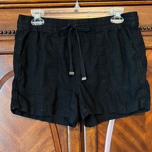 Time and Tru Women’s Black Casual Shorts